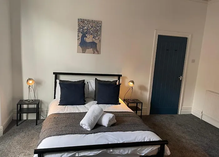 Balfour B - Fully Refurbished 2 Bedrooms Ideal For Contractors And Families Free Wifi Free Parking Ground Floor