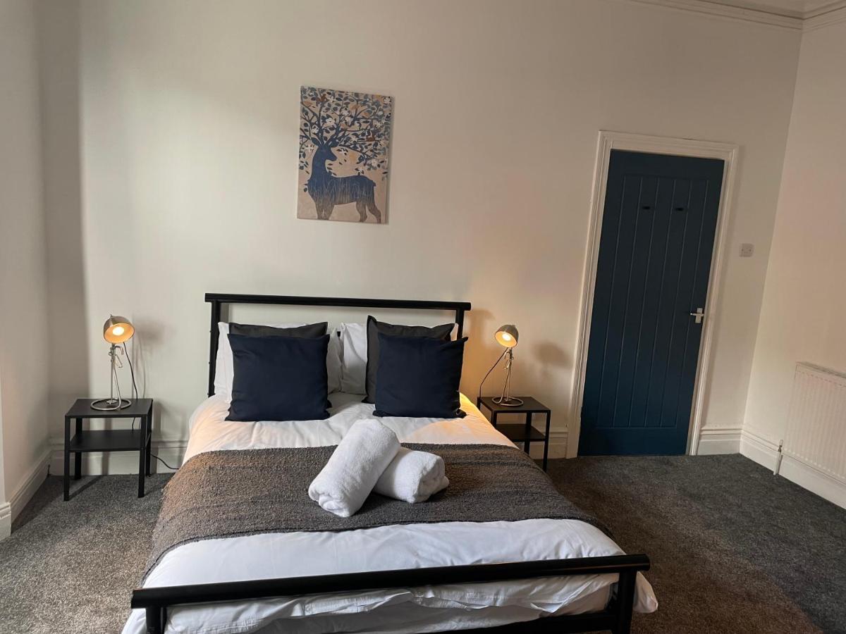 Balfour B - Fully Refurbished 2 Bedrooms Ideal For Contractors And Families Free Wifi Free Parking Ground Floor Apartment *