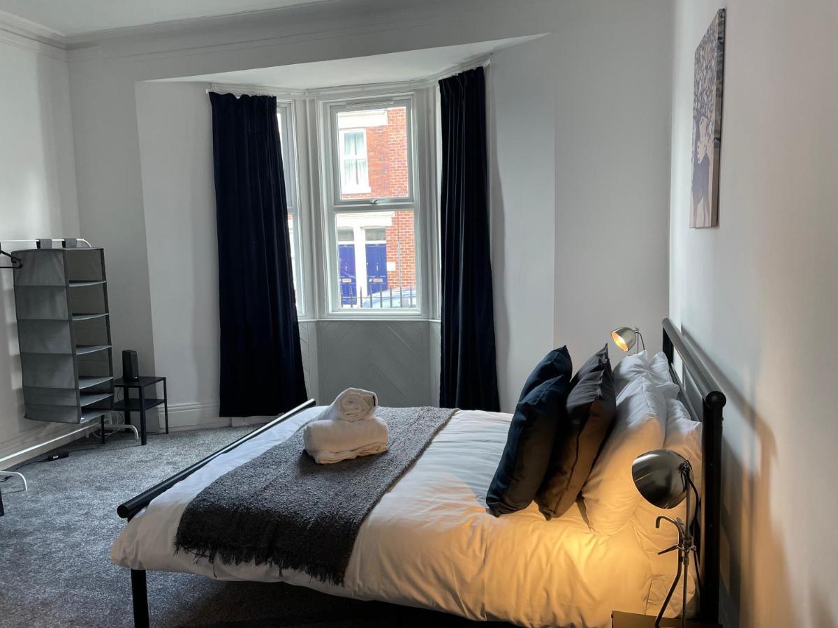 Balfour B - Fully Refurbished 2 Bedrooms Ideal For Contractors And Families Free Wifi Free Parking Ground Floor Apartment Gateshead